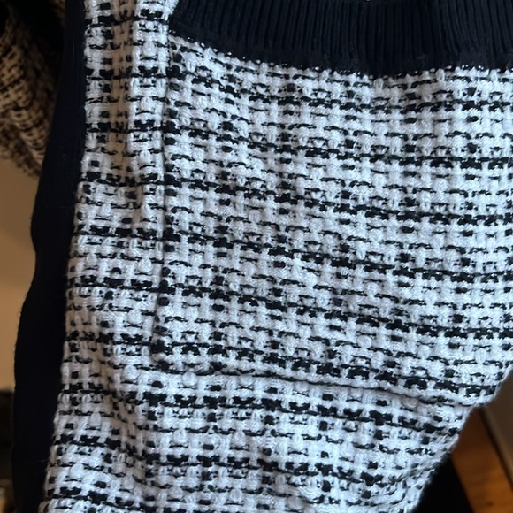 Black and white cardigan - Picture 4 of 8